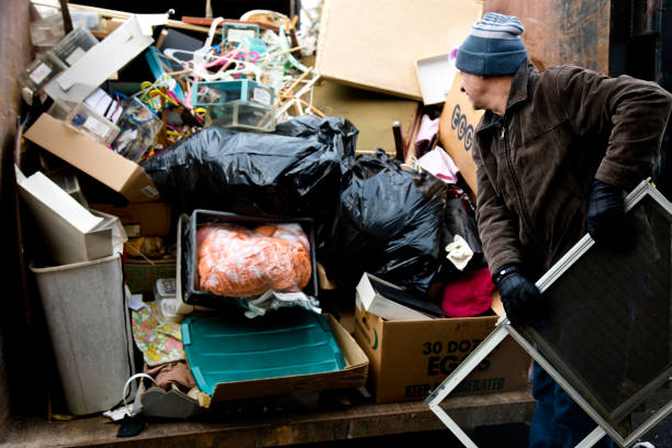 Best Yard Waste Removal  in New Bern, NC